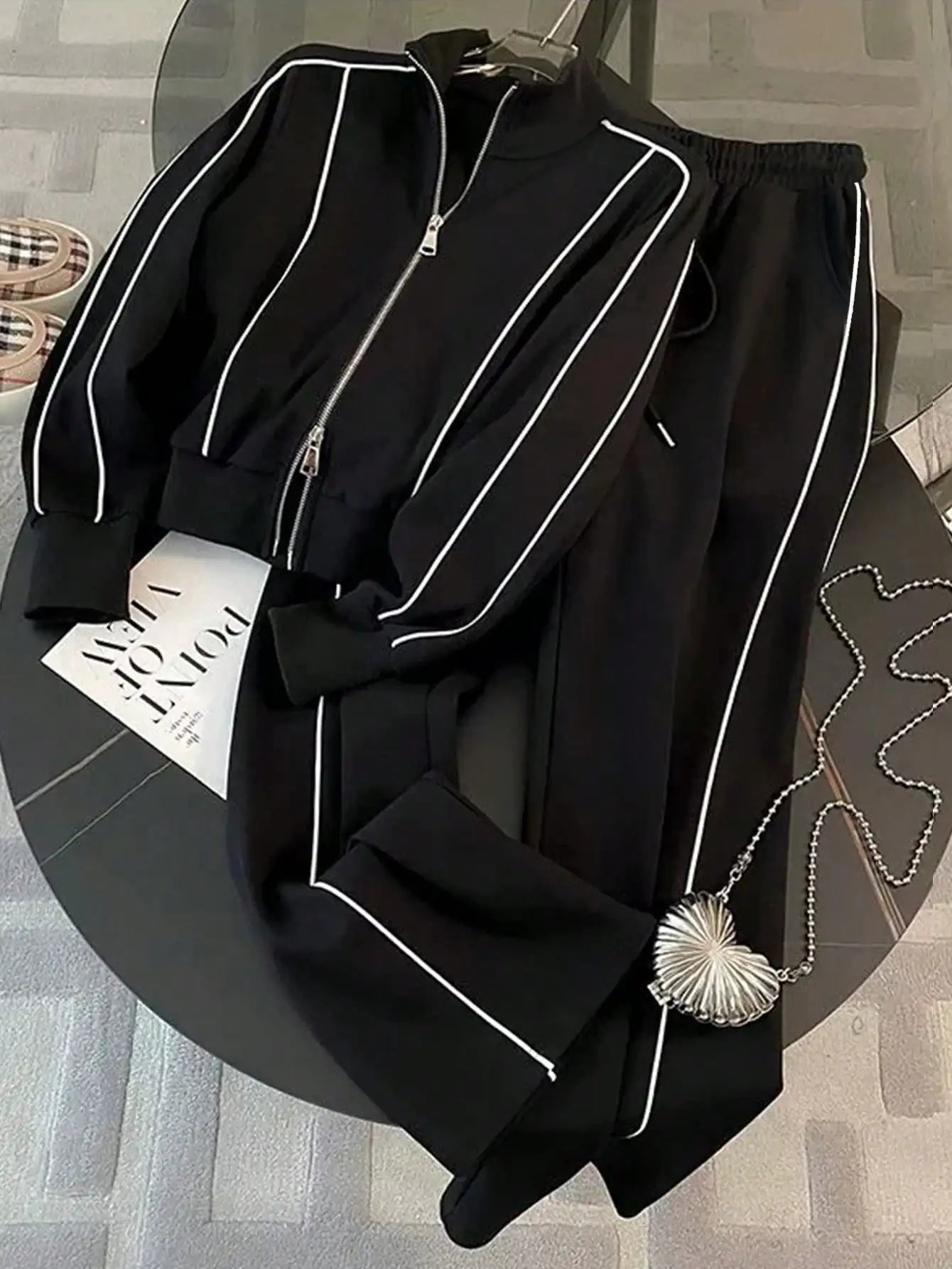 Women's Black White Stripe Zip-Up Sweat Suit Set Casual Lounge Wear